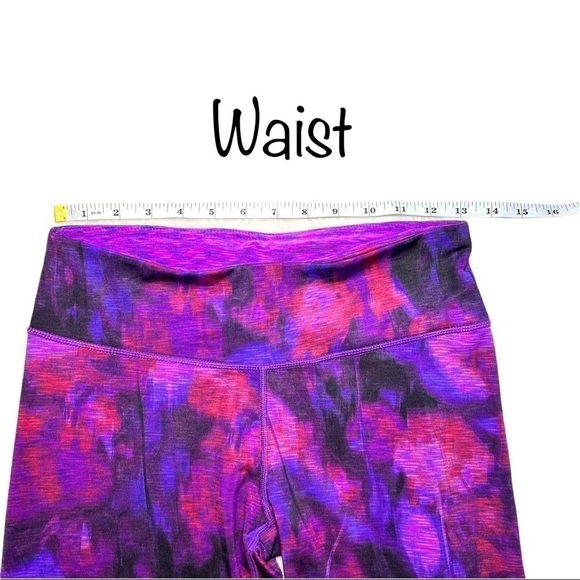 90 Degree Reflex Purple Pink Printed Reversible Yoga Legging Capri Tight Small - Picture 8 of 17